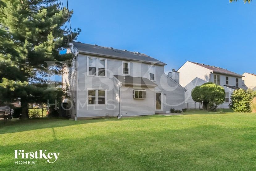 Building Photo - 8635 Coran Dr