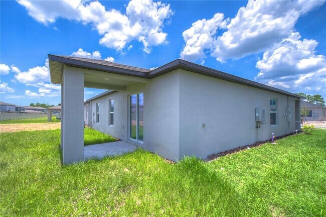 Building Photo - 8879 Little Bluestem Dr