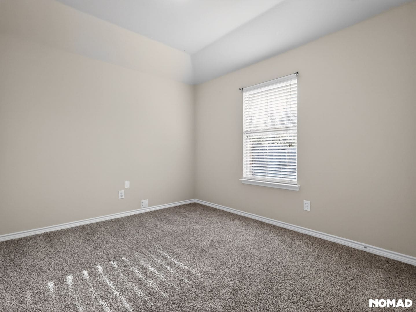 Building Photo - 2131 Colby Ln