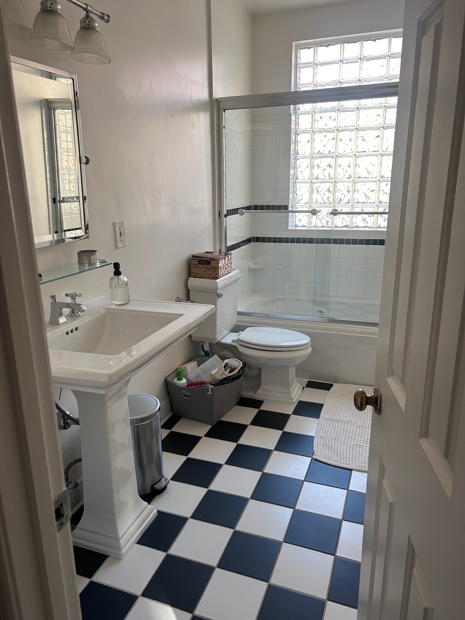 Building Photo - 1421 T St NW