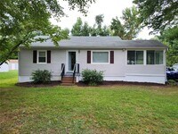 Building Photo - 519 Smith Dr