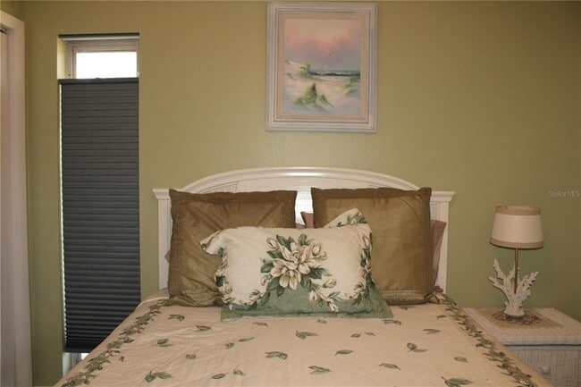 Building Photo - 5062 Live Oak Cir