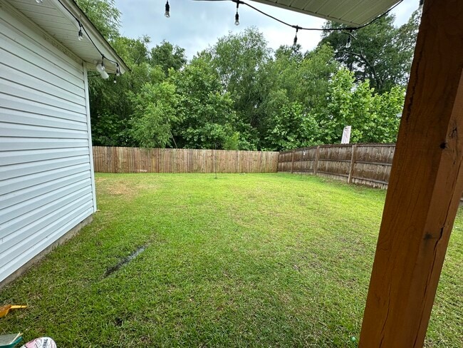 Building Photo - 103 Piney Cv