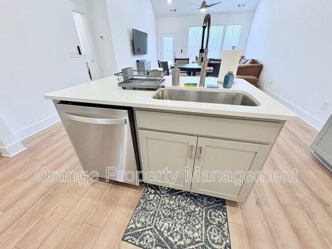 Building Photo - 315 Grange Vly Ln