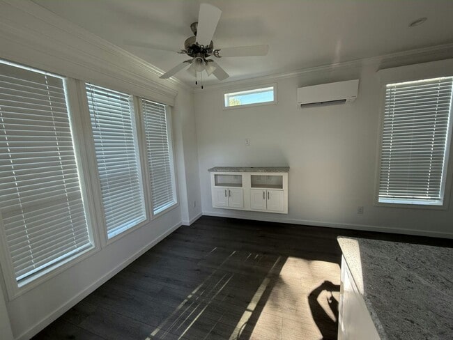 Building Photo - 7250 FL-44