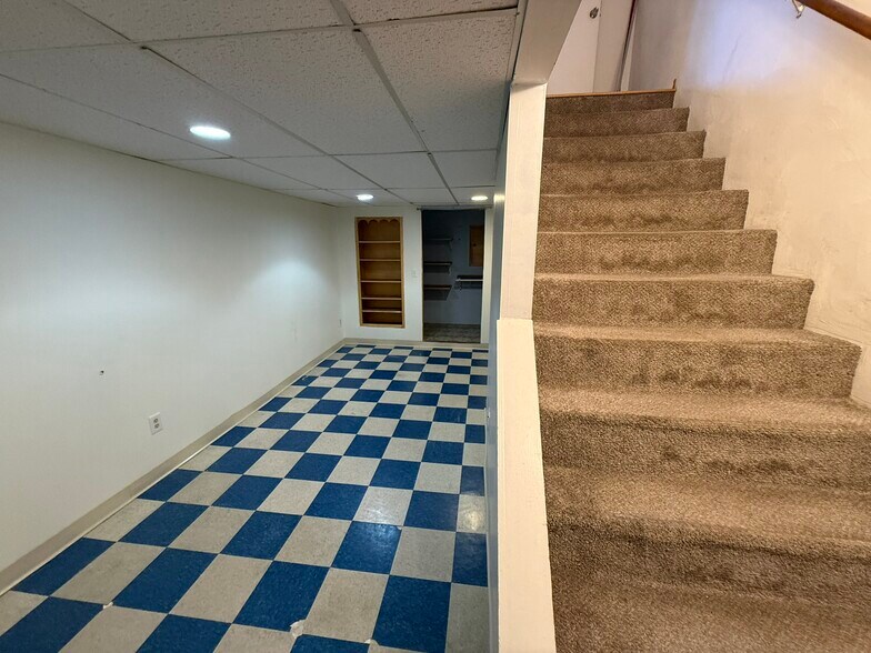 Basement finished area 2 - 513 Tidewater Dr