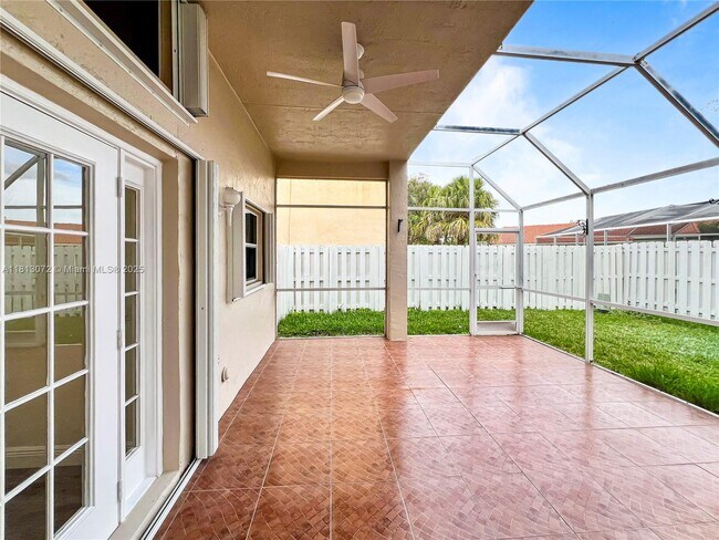 Building Photo - 841 Stanton Dr