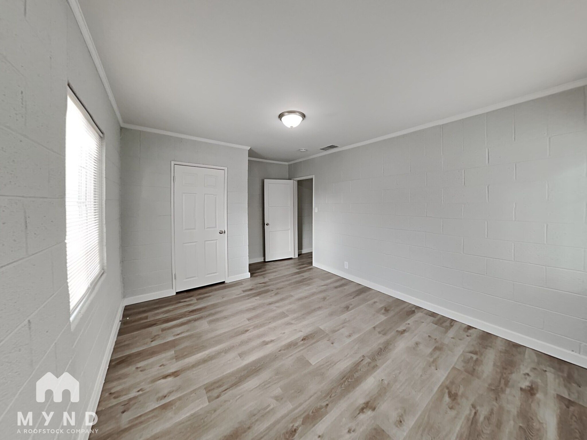 Building Photo - 4406 Hayes Pl