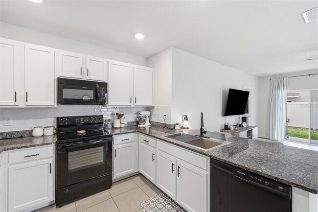 Building Photo - 16163 Silent Sands Ln