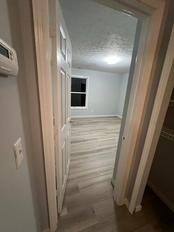 Building Photo - 3906 Deer Trail