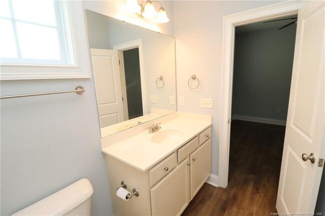Building Photo - 5013 Sunny Creek Ln