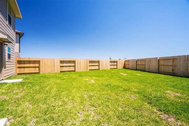 Building Photo - 26615 Lantana Cyn Dr