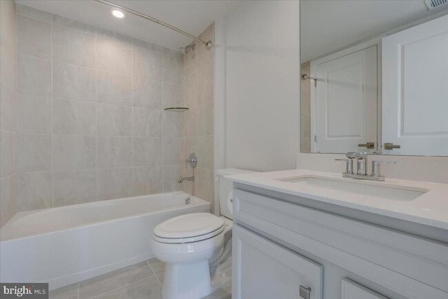 Building Photo - 9287 Tanfield Dr