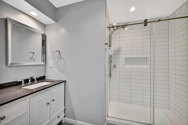 Building Photo - 59 Hauxhurst Ave