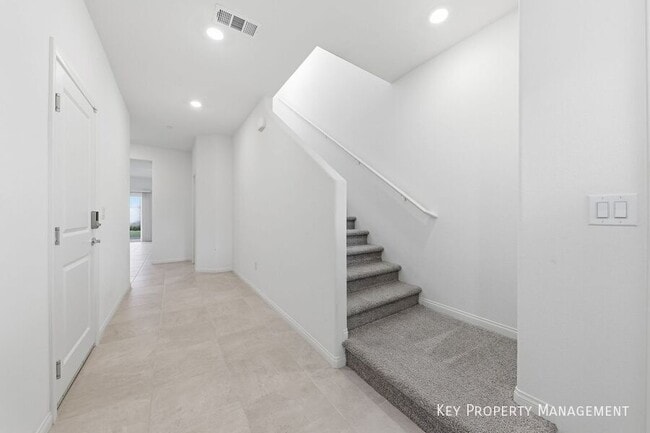 Building Photo - 4440 Bayley Skye Ave