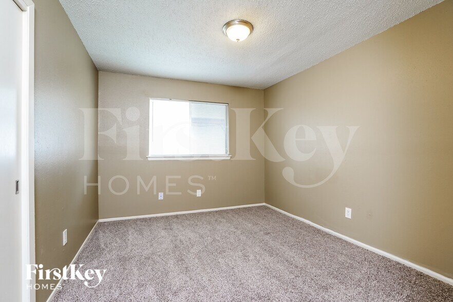 Building Photo - 18607 Andalusian Dr