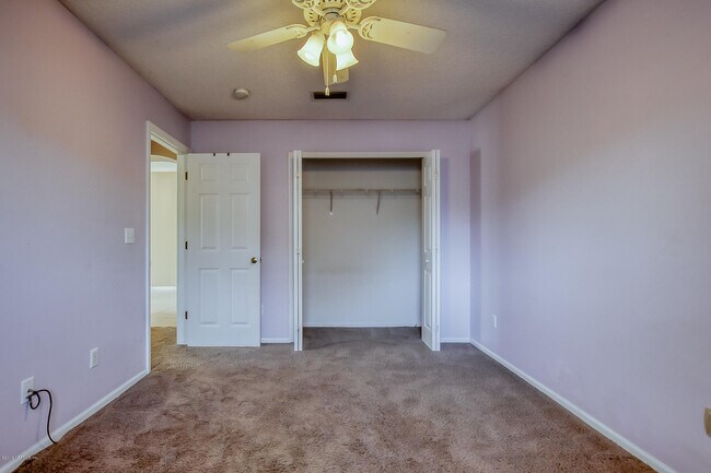 Building Photo - 442 Big Tree Rd