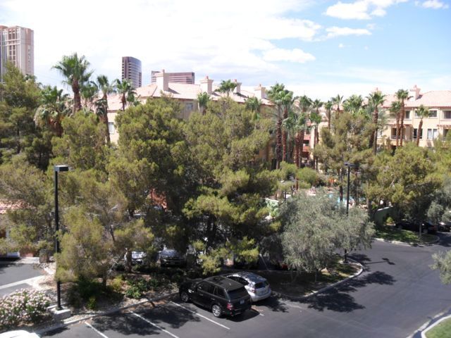 Building Photo - Meridian Luxury Top-Floor Condo with amazing Strip View (Electricity, Gas, and Internet included)