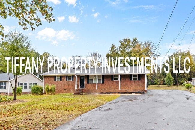 Building Photo - 317 Amon Ln