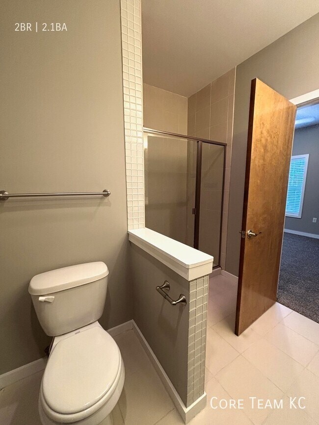 Building Photo - 2911 Cherry St