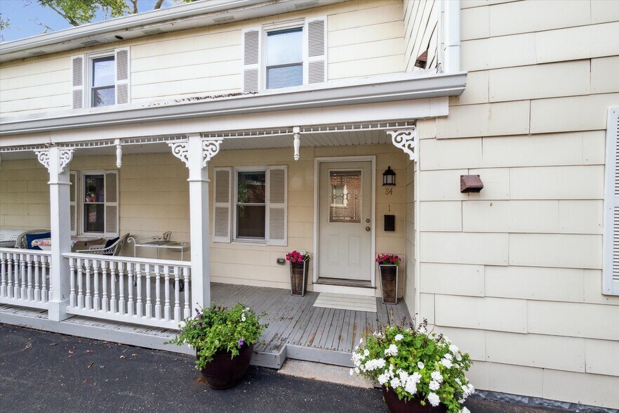Building Photo - 84 Vernier Rd