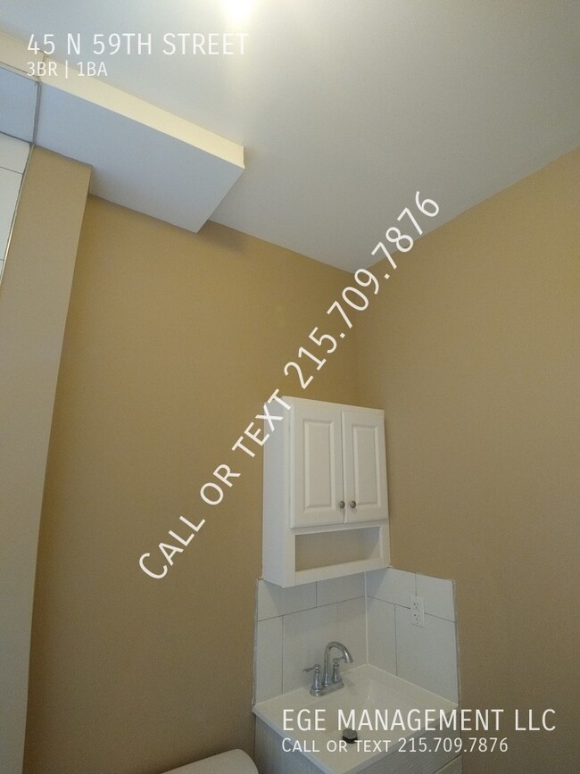 Building Photo - 45 N 59th St