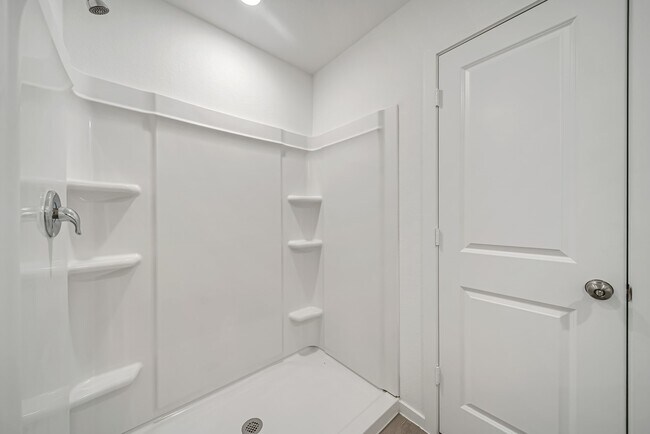 Building Photo - 25625 Rose Creek Dr