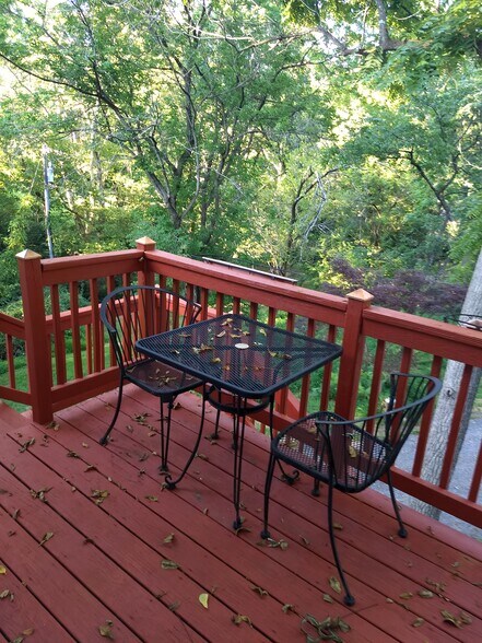 deck - 4659 Montgomery Rd
