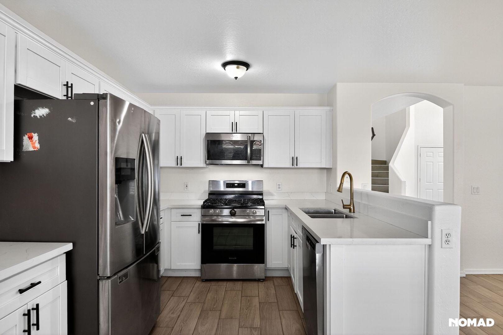 Building Photo - 7118 N 77th Dr