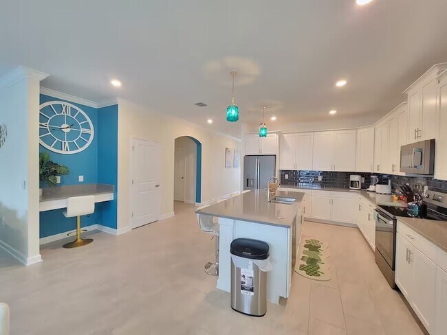 Building Photo - 1151 Kingsbarn St