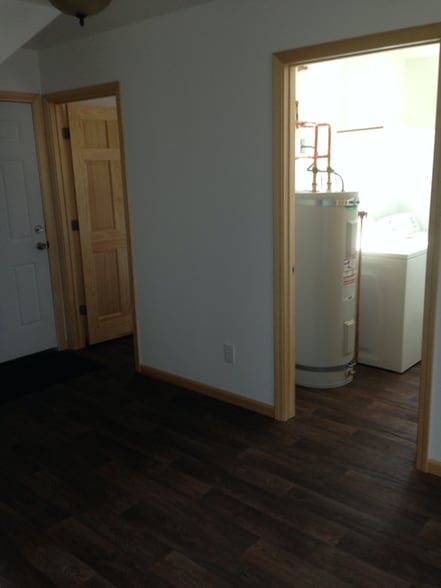 Building Photo - 24772 Amber Dr