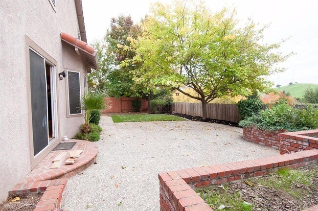 Building Photo - 3177 Sonoma Valley Dr