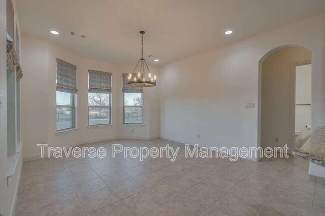 Building Photo - 10280 Mustang Downs Dr