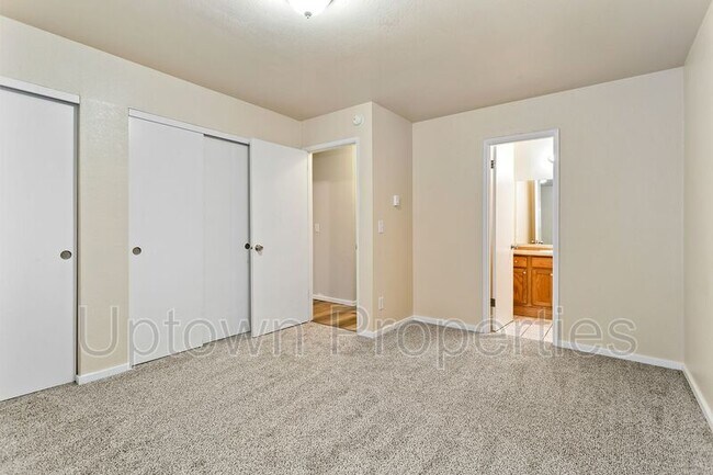 Building Photo - 17354 SW Merlo Rd