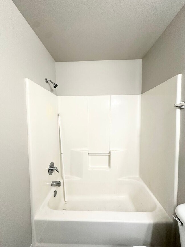 Building Photo - Fully renovated in 2025 2 bedroom, 2 bathroom ground floor apartment available soon.