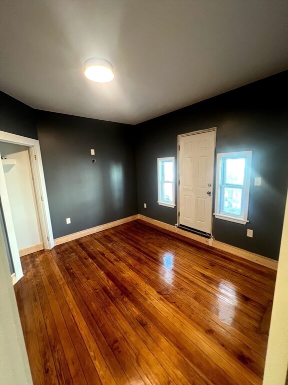 Building Photo - 106 Draper St