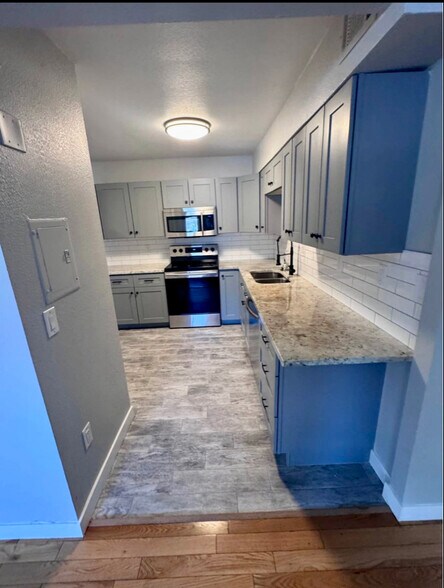 Building Photo - 12131 Melody Dr