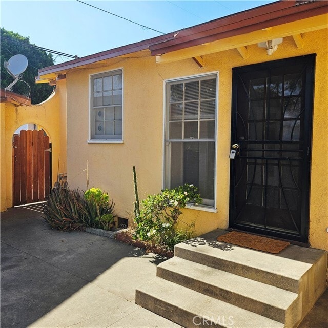Building Photo - 3733 California Ave