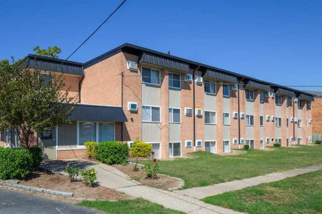 511 S Graham Ave - 511 S Graham Ave Carbondale IL 62901 | Apartment Finder