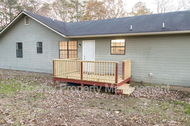 Building Photo - 349 Blackfox Rd SW