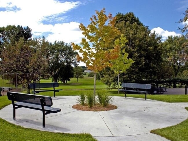 Building Photo - 528 Cimarron