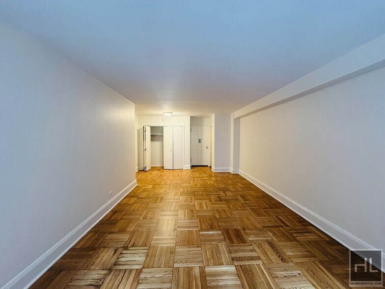 Building Photo - East 79th Street