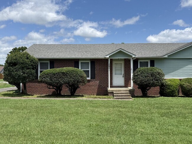 Building Photo - 159 Anderson Ln