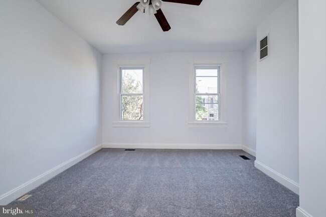 Building Photo - 23 N Patterson Park Ave