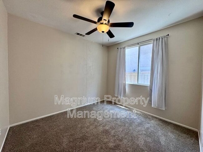 Building Photo - 33021 Adelante St