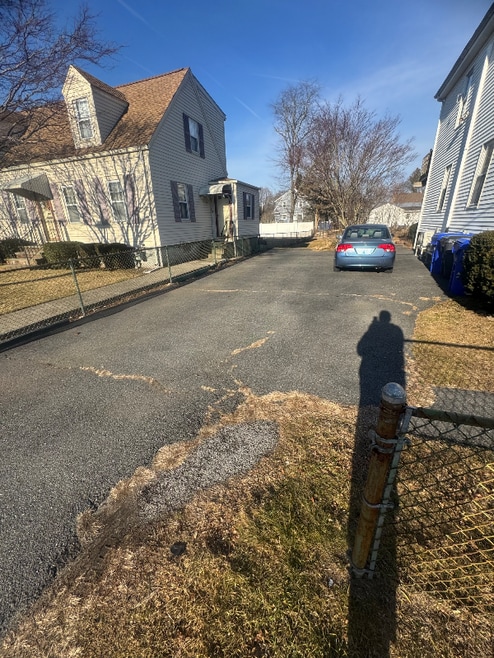 Building Photo - 30 Metacomet Ave