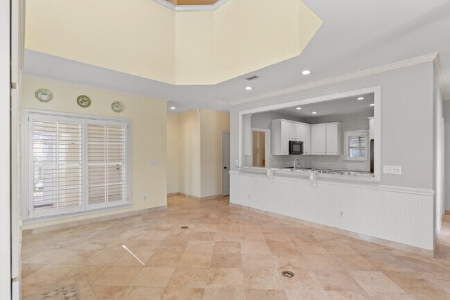 Building Photo - 3 bedroom/ 2.5 bathroom in Destin, FL!