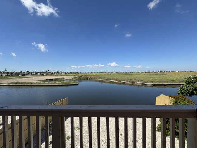 Building Photo - 15209 Cruiser St