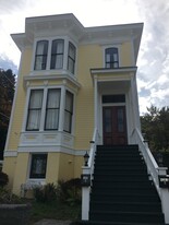 Building Photo - 1393 Franklin Ave