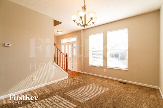 Building Photo - 6626 Thistle Grove